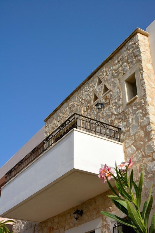 Olive Coast Villa *